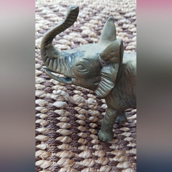 VTG Brass elephant 🐘 - Picture 3 of 3